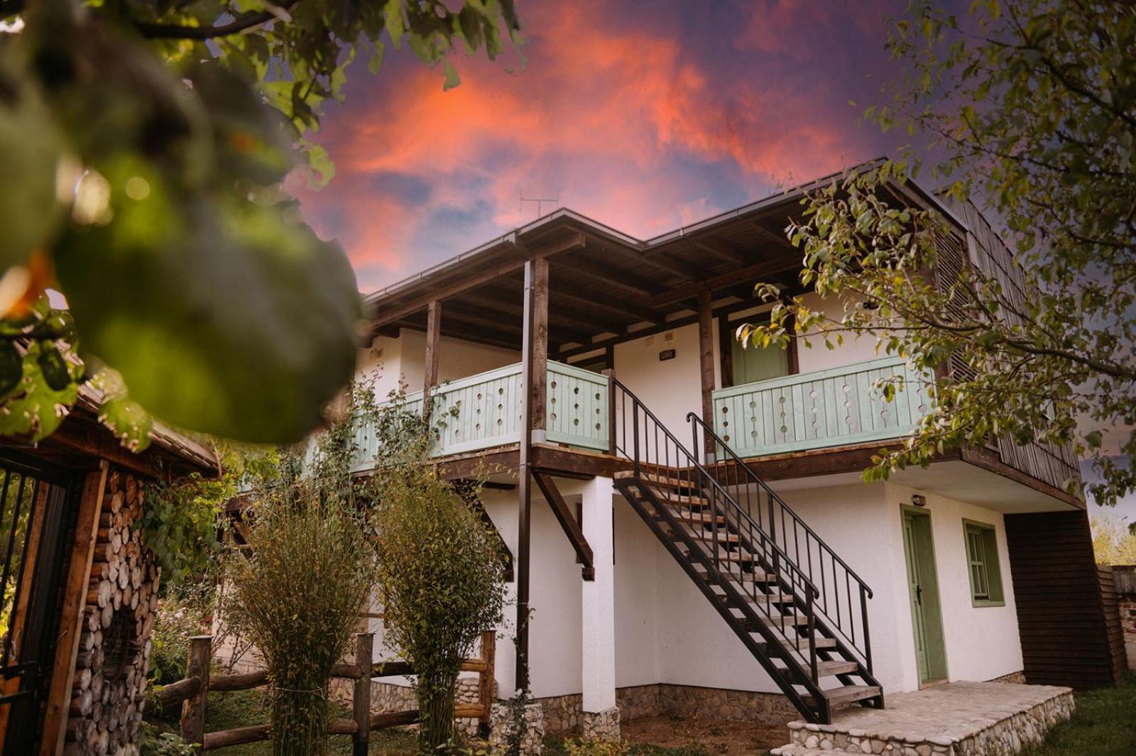 Etno Village Cardaci Vitez Buitenkant foto